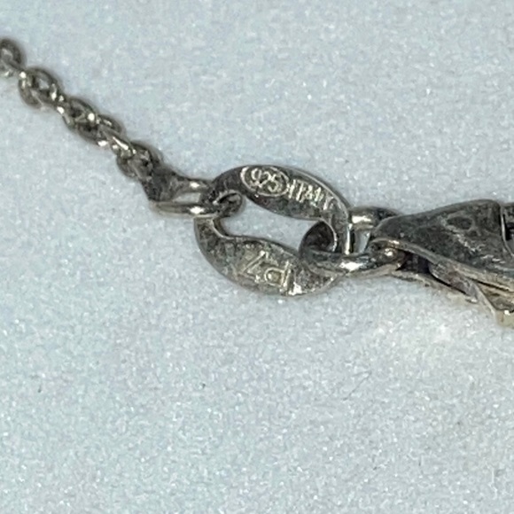 P.Z. Israel 925 silver White pearl nesting in leaves Pendant necklace + chain - Picture 7 of 7